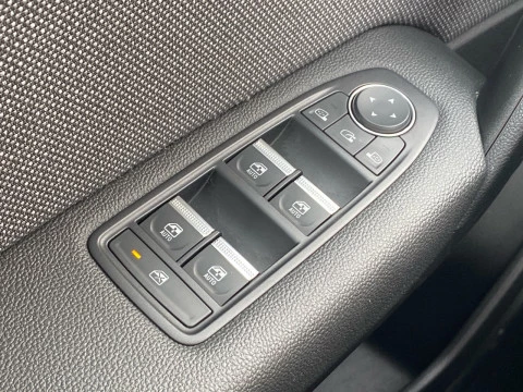 Renault Captur techno Eco-G 100cv (74 kW)