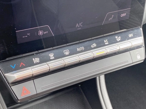 Renault Captur techno Eco-G 100cv (74 kW)