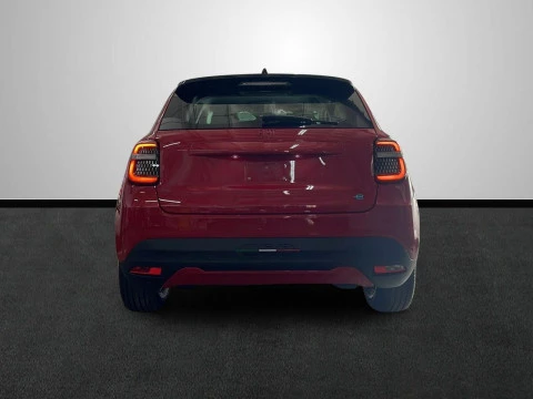 Fiat 600 600e RED 54kwh 115kw (156cv)