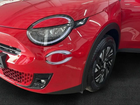 Fiat 600 600e RED 54kwh 115kw (156cv)