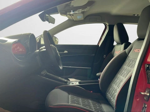 Fiat 600 600e RED 54kwh 115kw (156cv)