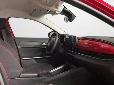 Fiat 600 600e RED 54kwh 115kw (156cv)