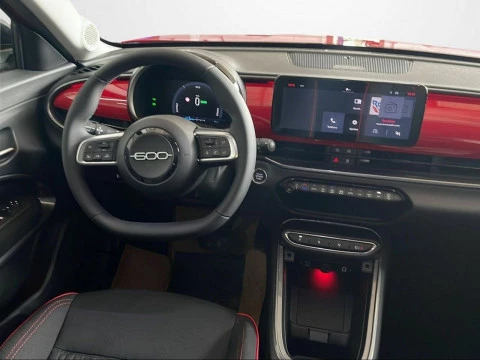 Fiat 600 600e RED 54kwh 115kw (156cv)