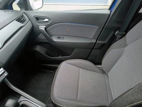 Renault Captur TECHNO ETECH FULL HYBRID 145CV