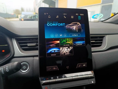 Renault Captur TECHNO ETECH FULL HYBRID 145CV