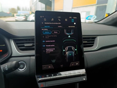 Renault Captur TECHNO ETECH FULL HYBRID 145CV