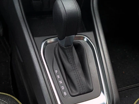 Renault Captur TECHNO ETECH FULL HYBRID 145CV