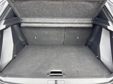 Peugeot 2008 Allure Pack BlueHDI 81kW (110CV)