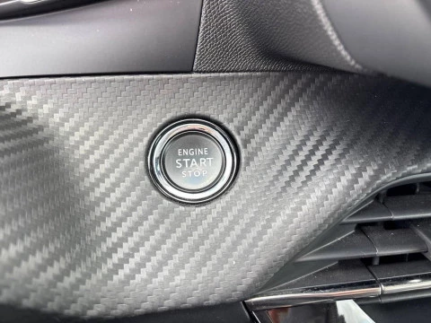 Peugeot 2008 Allure Pack BlueHDI 81kW (110CV)