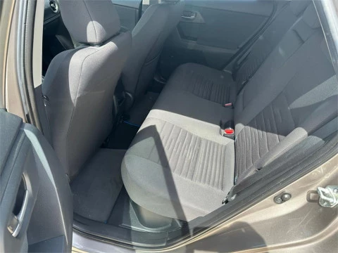 Toyota Auris hybrid 140H Feel!
