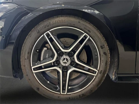 Mercedes-Benz CLA 200 d Shooting Brake