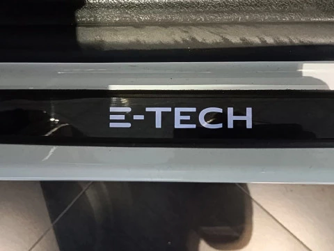 Renault Captur  E-TECH Hibrido Enchufable SL 117kW