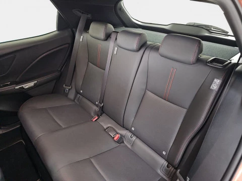 Lexus LBX 1.5 136cv HEV Elegant+ Black