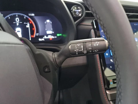 Lexus LBX 1.5 136cv HEV Elegant+ Black