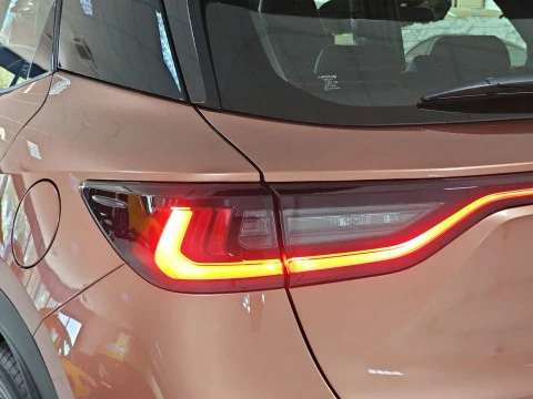 Lexus LBX 1.5 136cv HEV Elegant+ Black