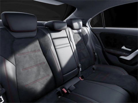 Mercedes-Benz Clase A 200 d Sedán