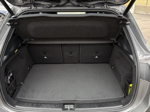 Mercedes-Benz GLA  200 d