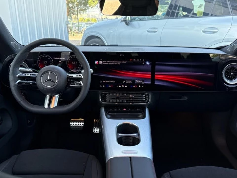 Mercedes-Benz CLA  250+ SB con tecnologia EQ