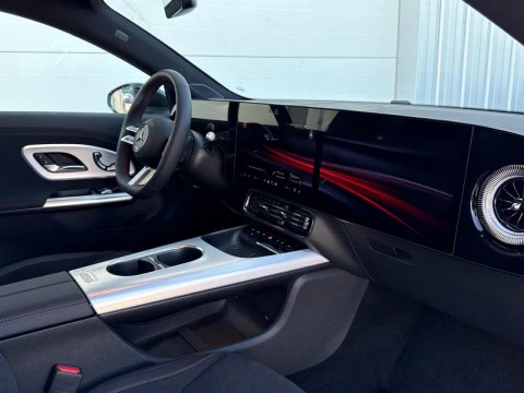 Mercedes-Benz CLA  250+ SB con tecnologia EQ