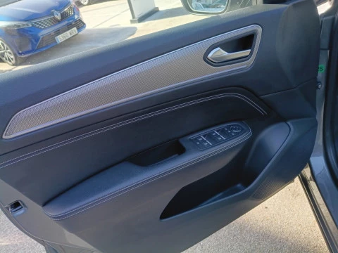 Renault Arkana  1.6 E-Tech Zen 105kW