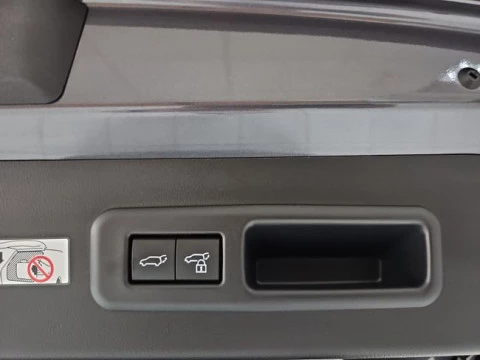 Lexus LBX 1.5 136cv HEV Elegant+ Black