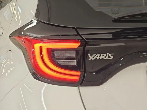 Toyota Yaris 1.5 120H Active Plus