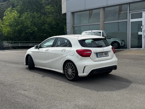 Mercedes-Benz Clase A A 200 BlueEFFICIENCY AMG Line