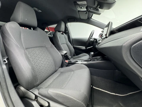 Toyota Corolla 2.0 180H FEEL! E-CVT