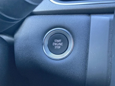 Renault Captur techno Eco-G 100cv (74 kW)