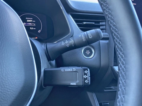 Renault Captur techno Eco-G 100cv (74 kW)