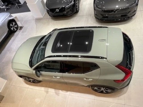 Volvo XC40 XC40 PLUS B3 MILD HYBRID GASOLINA