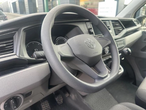Volkswagen Transporter 2.0 TDI FURGON