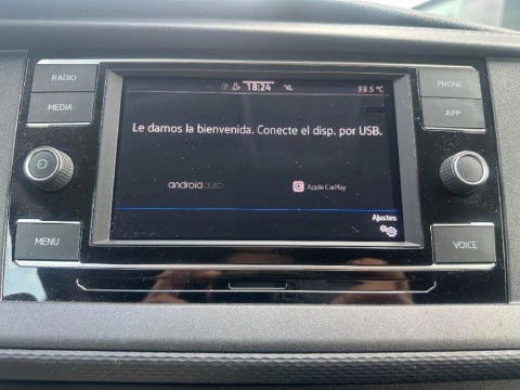 Volkswagen Transporter 2.0 TDI FURGON