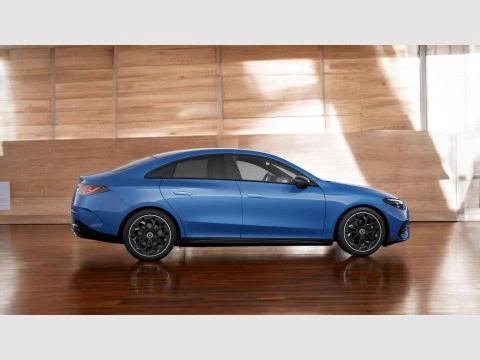 Mercedes-Benz CLA  180 con tecnologia hibrida