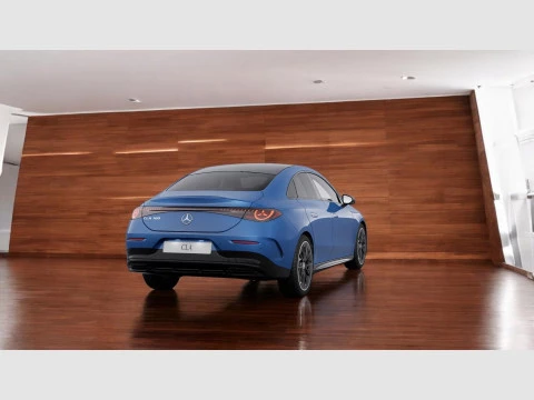 Mercedes-Benz CLA  180 con tecnologia hibrida