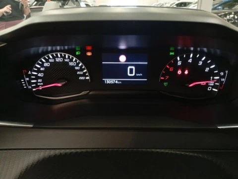 Peugeot 2008 Active Pack BlueHDI 81kW (110CV)