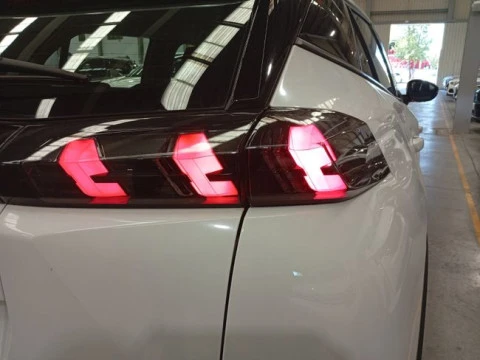 Peugeot 2008 Active Pack BlueHDI 81kW (110CV)