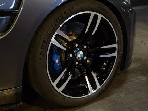 BMW Serie 4 M4