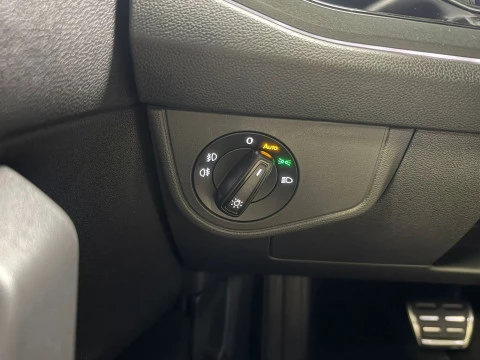 Volkswagen Taigo R-Line 1.0 TSI 81kW (110CV) DSG