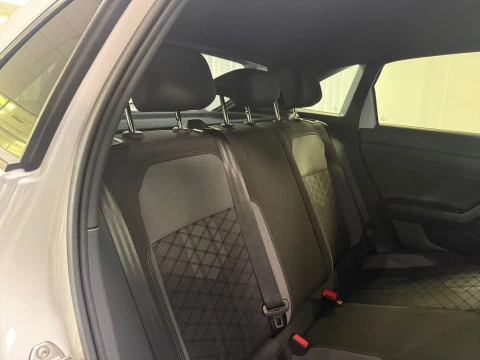 Volkswagen Taigo R-Line 1.0 TSI 81kW (110CV) DSG