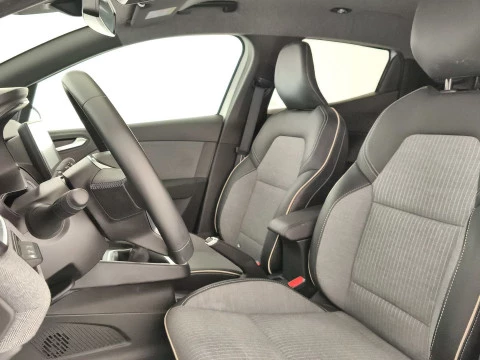 Renault Clio   TCe Techno 67kW