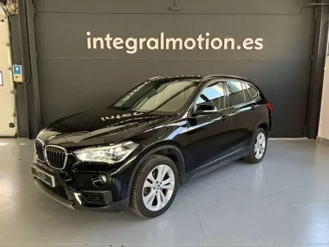 BMW X1 sDrive18i BMW X1 sDrive18i