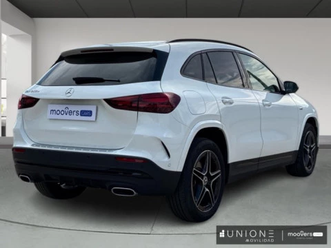 Mercedes-Benz GLA  250 e