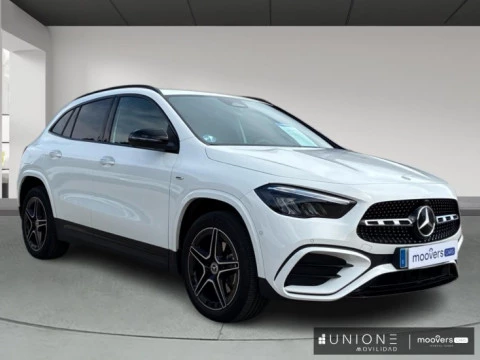 Mercedes-Benz GLA  250 e