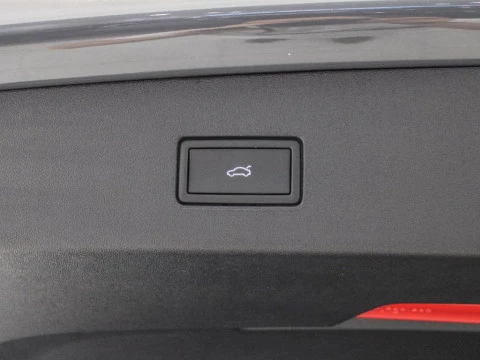 Volkswagen Tayron R-LINE 1.5 ETSI 110 KW (150 CV) AUTOMáTICO DSG 7 VEL.