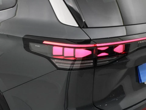 Volkswagen Tayron R-LINE 1.5 ETSI 110 KW (150 CV) AUTOMáTICO DSG 7 VEL.