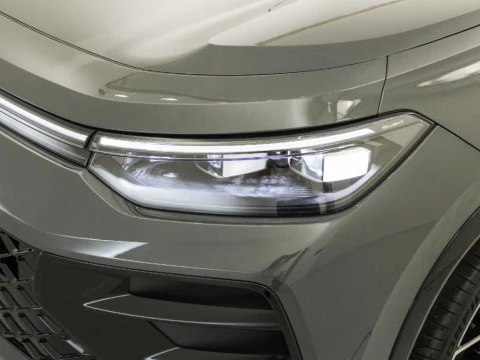 Volkswagen Tayron R-LINE 1.5 ETSI 110 KW (150 CV) AUTOMáTICO DSG 7 VEL.