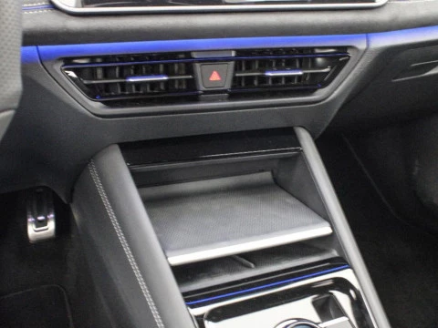 Volkswagen Tayron R-LINE 1.5 ETSI 110 KW (150 CV) AUTOMáTICO DSG 7 VEL.