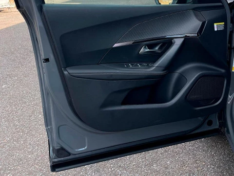 Peugeot 2008 1.2 GASOLINA 100 S&S ALLURE 5P