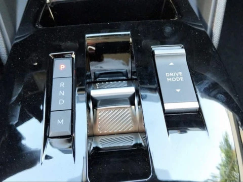 Citroën C4 Hybrid 145 Business Edition e-DCS6 107 kW (145 CV)